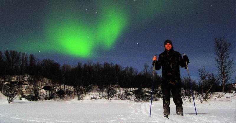 The northen lights while out cross country skiing