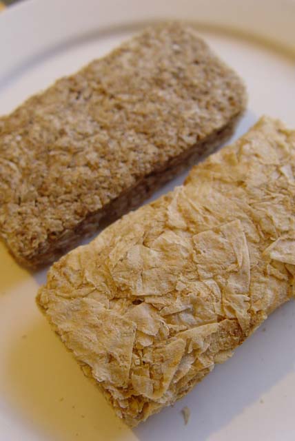 Sunny-Bisk (rear) vs Weet-Bix (front)